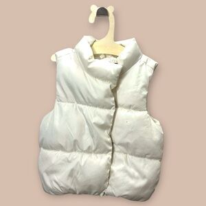 [KID] Old Navy Toddler Puffer Vest 18–24M Cream White | Cozy Layer